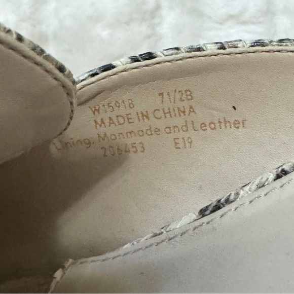 Cole Haan 7.5 Piper Snakeskin Print Mules Slides Slip On Shoes ~ Career Casual - Picture 6 of 7